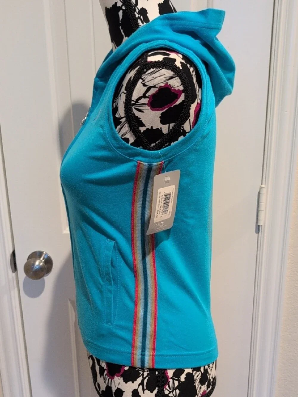 Jordan Girls Turquise Sleeveless Zip-Up Hoodie Size Large (12-14) NWT